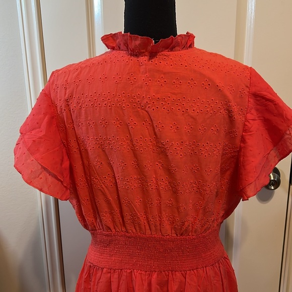 🌺Solitaire eyelet maxi dress - Picture 5 of 6